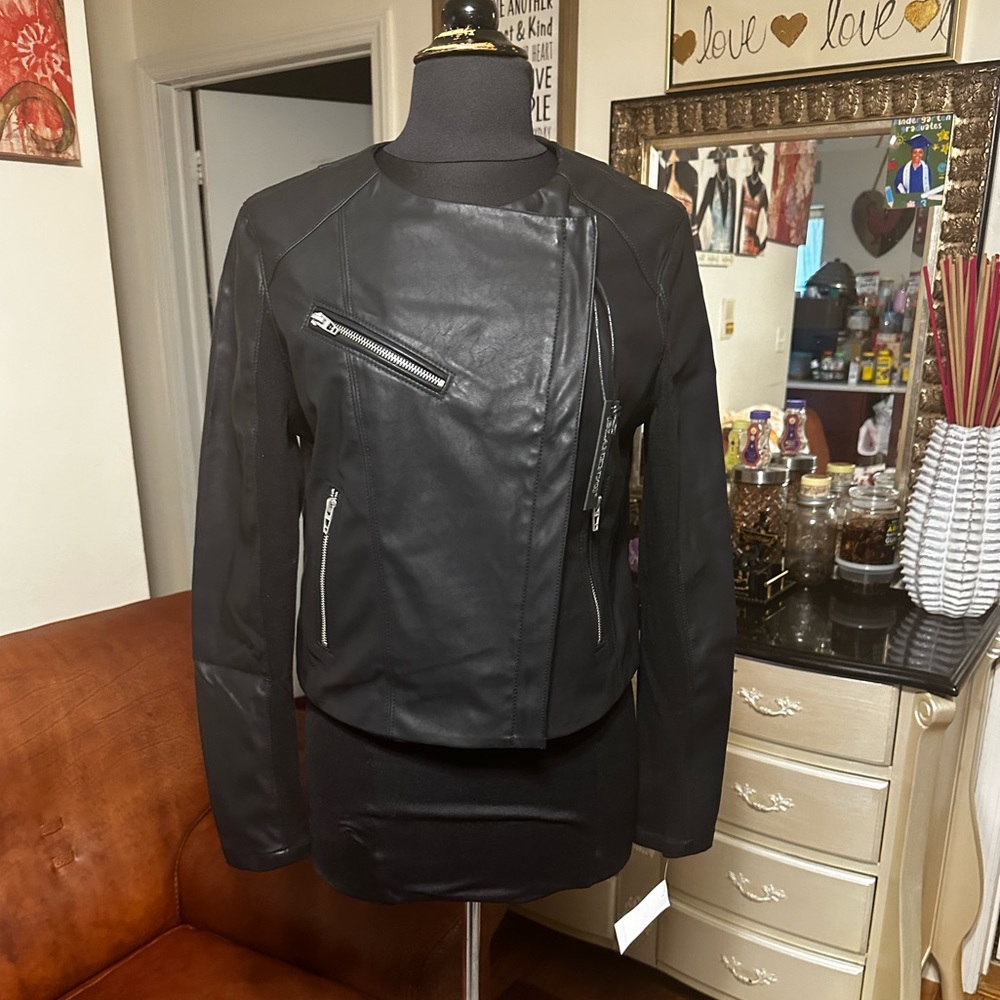 NWT BILANKNYC WOMENS FAUX LEATHER BEAUTIFUL 😍 JACKET SIZE M